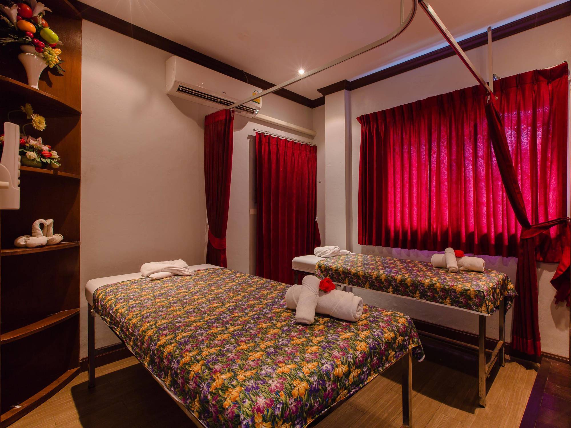 Hip Yaya Residences Patong Ngoại thất bức ảnh
