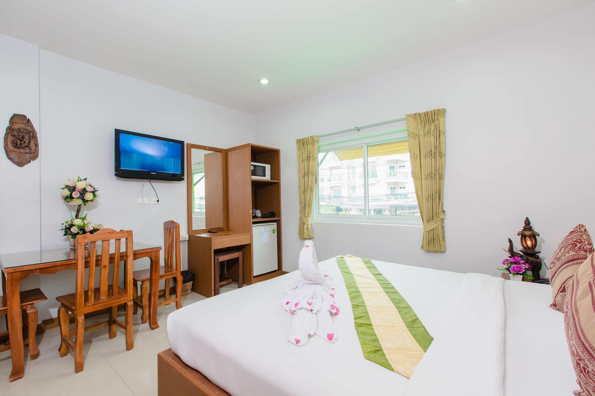 Hip Yaya Residences Patong Ngoại thất bức ảnh